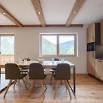 Franz Johann Aparts - 150m To Slopes Apartment Schladming