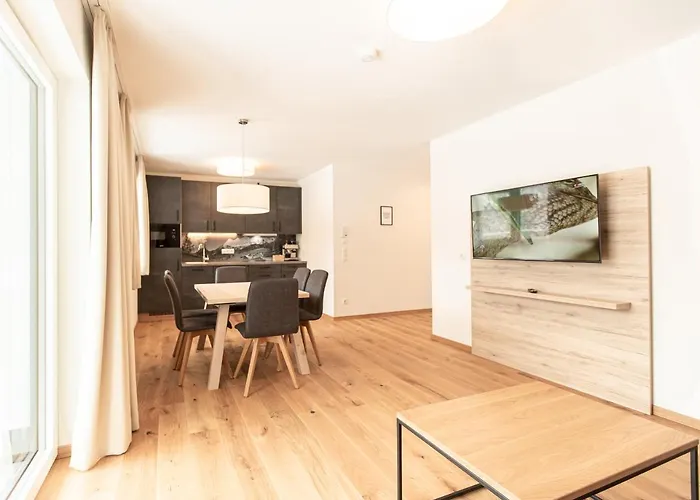 Franz Johann Aparts - 150m To Slopes Appartement