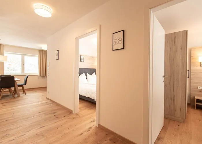 Franz Johann Aparts - 150m To Slopes شقة *