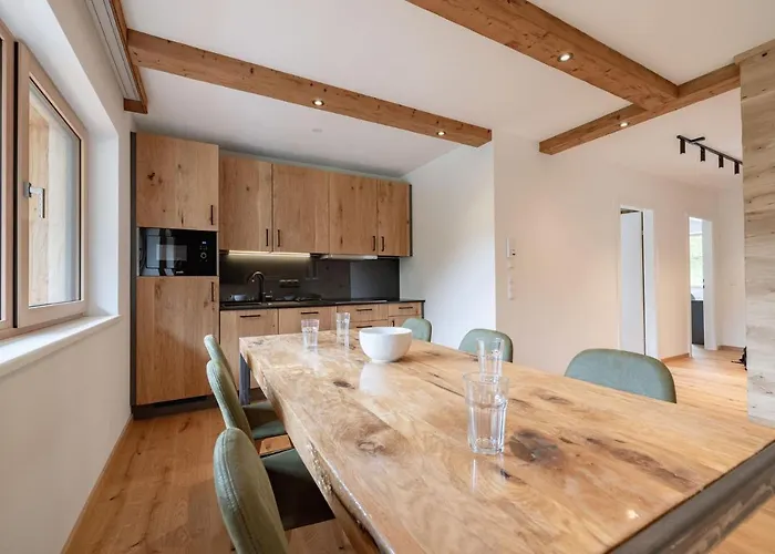 Franz Johann Aparts - 150m To Slopes *